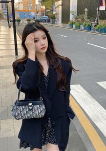 弟弟老是顶我嘴，要不要口头教育下？齐妮儿  02  西安-IT日志资源网