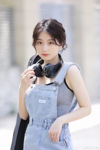 “假装一下 音乐系女孩”@两米的矮子-IT日志资源网