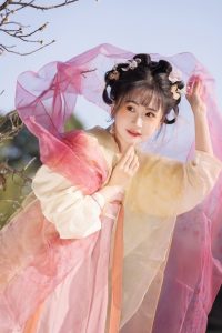 杭州约拍 春暖花开出镜：岁岁草莓冰-IT日志资源网