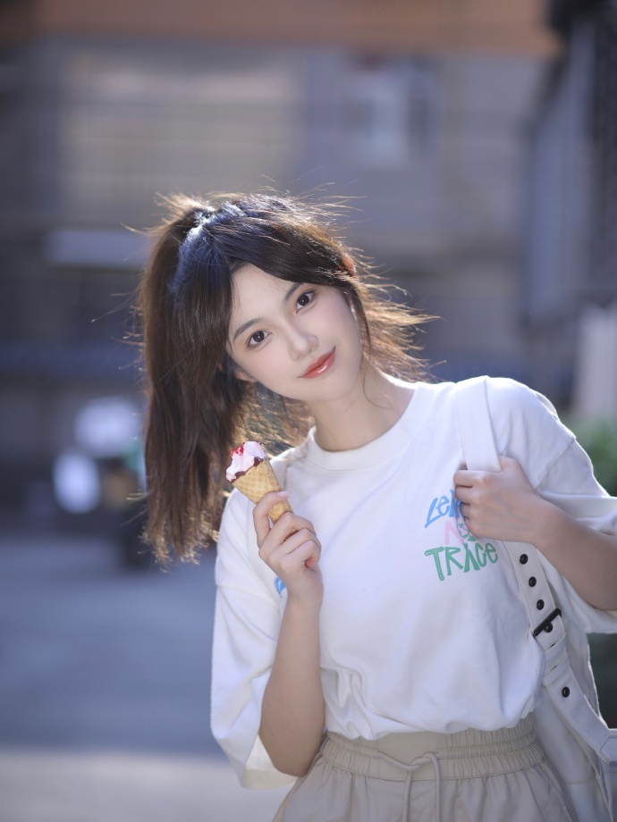 听了一千遍反方向的钟