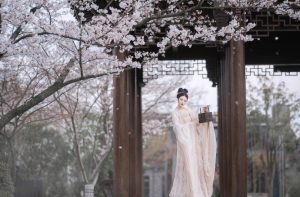 春有约，花不误。｜摄影@吃货货货货呀-IT日志资源网