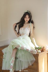 春日少女画报：@一粒佳佳_ ✖️♀️：@热一只牛奶-IT日志资源网