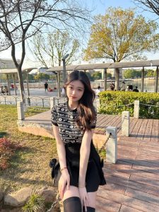 男生洗澡5分钟，女生洗澡半小时。那么问题来了，如果一起洗要多-IT日志资源网